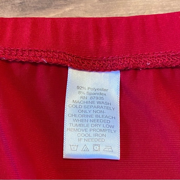 👠Susan Graver Vibrant Red Liquid Knit Skirt - Picture 5 of 9